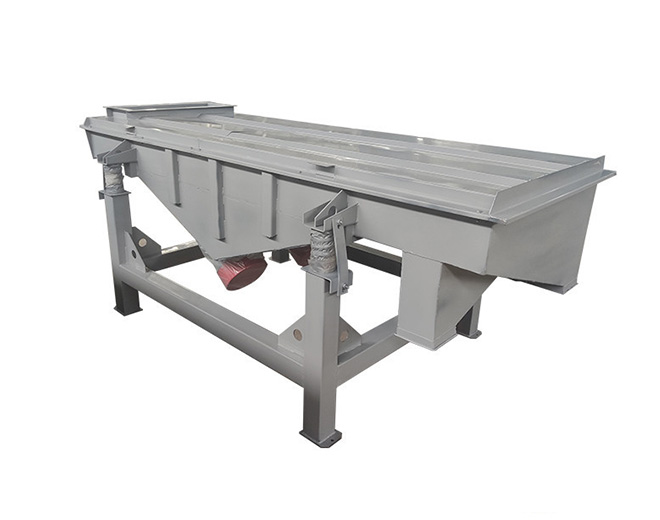 Linear vibrating screen