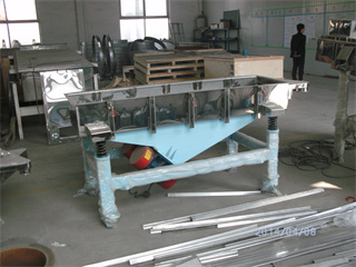 Stainless Steel Food Industry Rectangular Linear Vibrating Sieving Machine For Coffee Bean