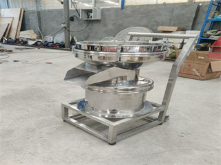 Flour filtering and sieving machine