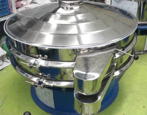 Pharmaceutical Industry Triple Deck Sus316l Medicine Powder Vibrating Screen