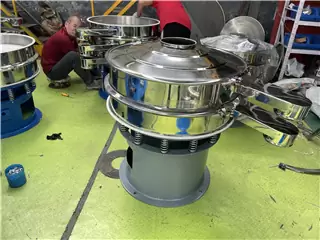 Manufacturer High Precision Multi-deck Stainless Steel Wheat Flour Vibrating Classifier