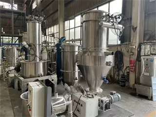 The application of vacuum feeding machine in the chemical industry