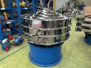 China Supply Three-d Automatic Vibrating Sieve For Sugar Industrial/vibrating sifter/vibrating screening machine