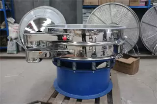 Palm Oil Flour Spices Powder Sifting Machine Rotary Vibrating Sifter Machine For Pharmaceuticals Industry