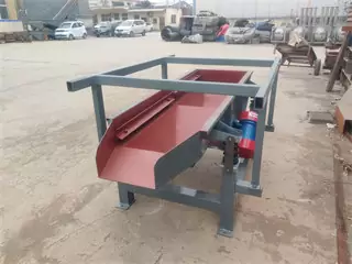 Linear Vibrating Screen for Biscuit Crumb