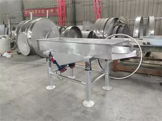 Carbon steel linear vibrator feeder linear vibrating screen sieve