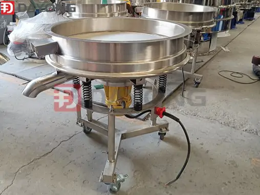 High frequency screening and distribution of fermentation broth